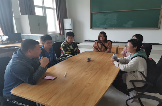 屏幕快照 2019-10-25 下午9.40.53.png